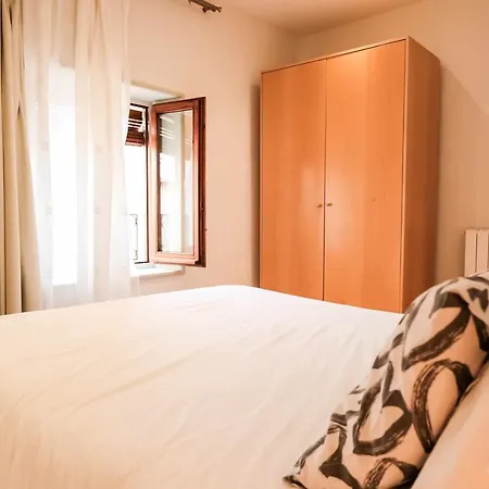 Cal Fuster Apartamento Besalú